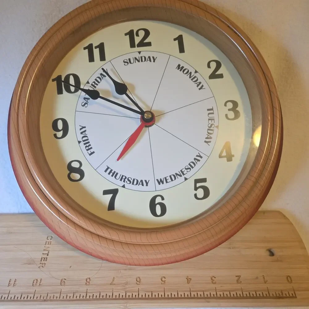 Day of the Week for Retirement Quartz Wall Clock Wood Grain Battery Working